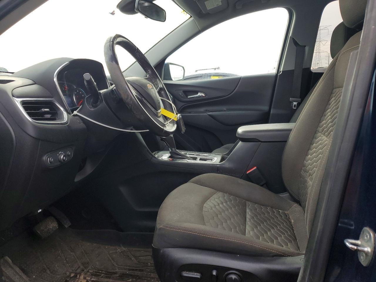 2020 CHEVROLET EQUINOX LT photo 7