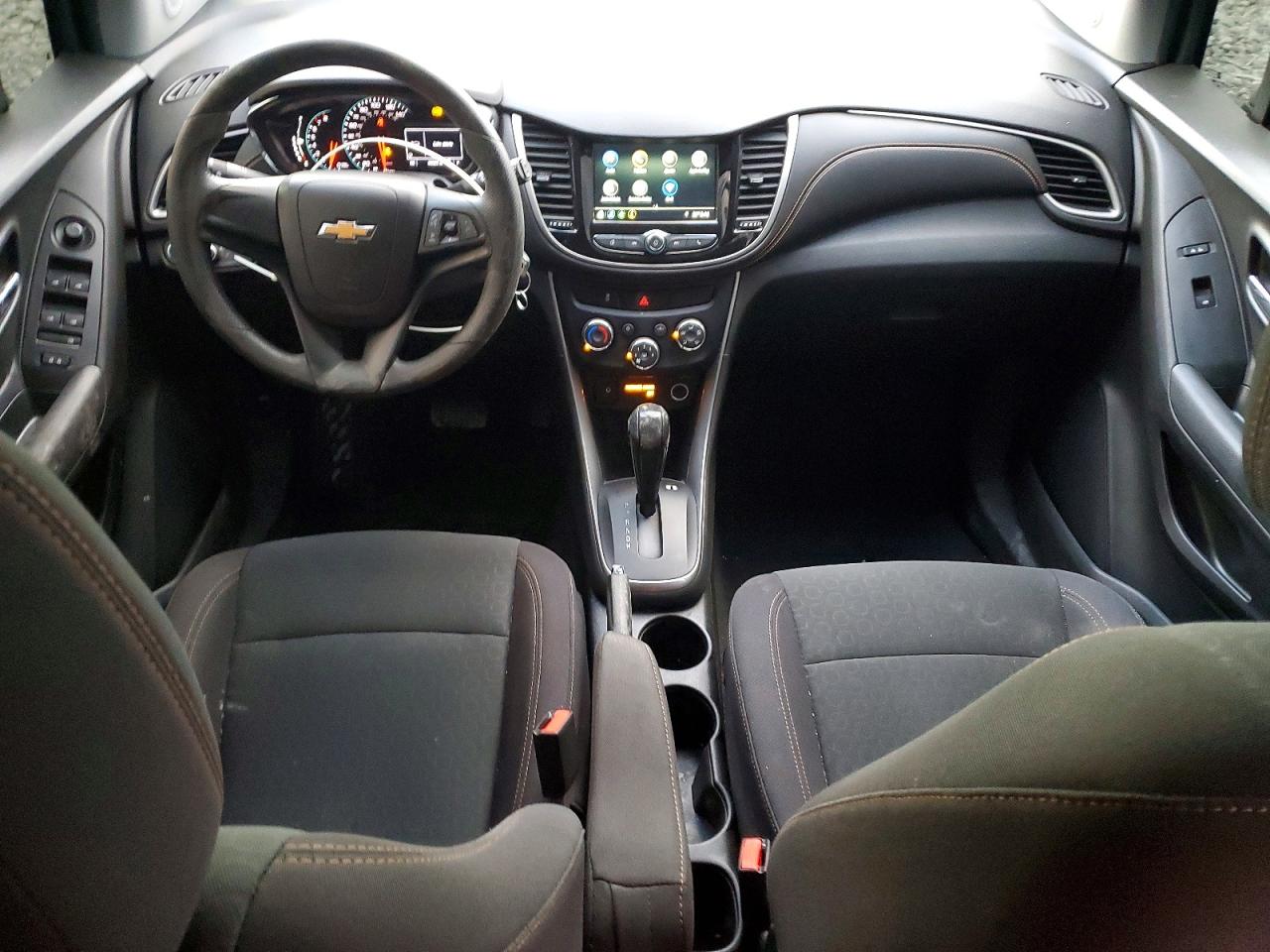 2019 CHEVROLET TRAX LS photo 8
