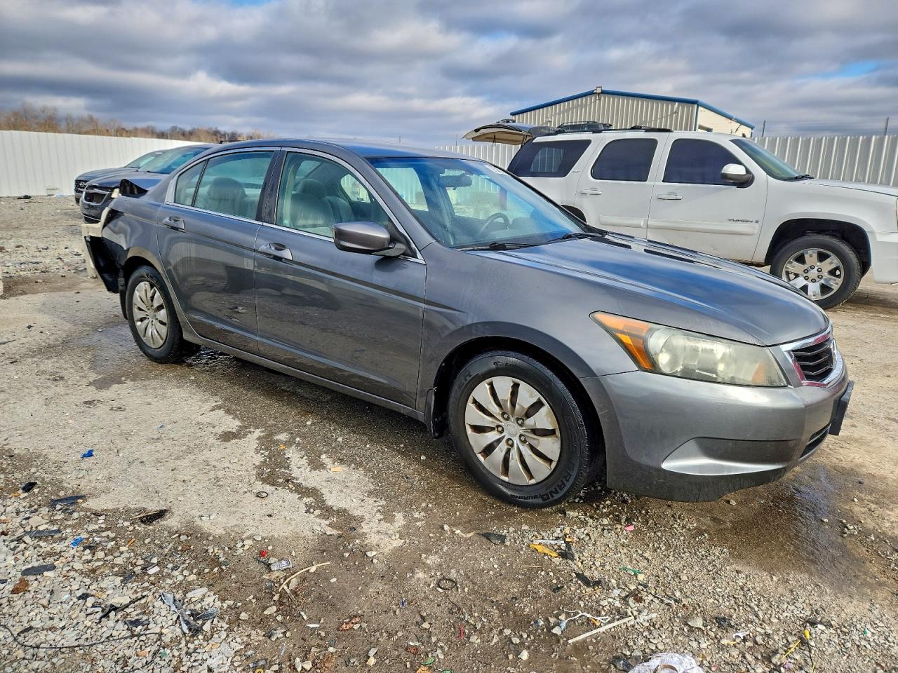 2009 HONDA ACCORD LX photo 4