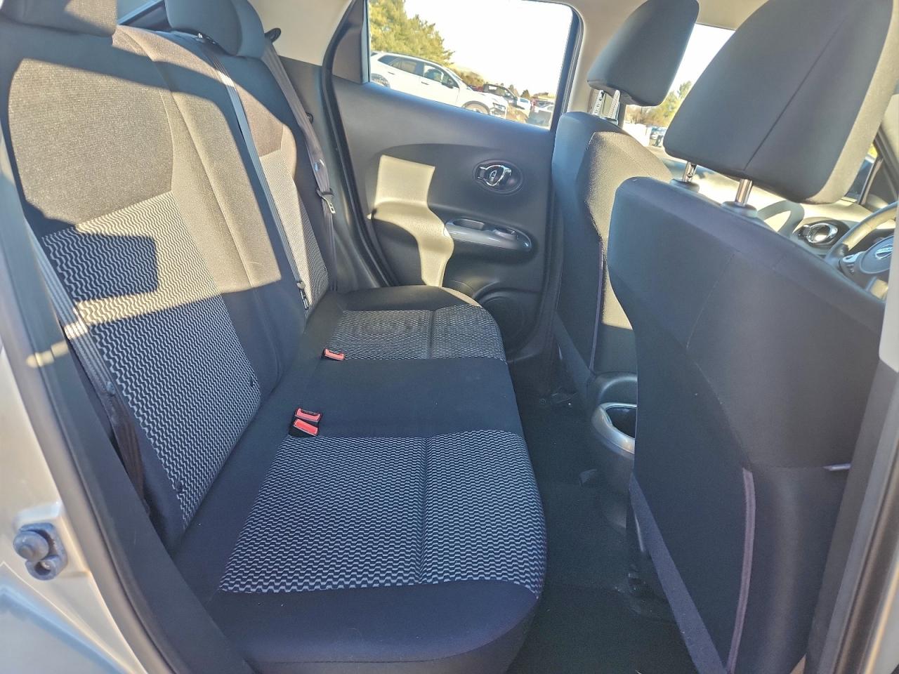 2015 NISSAN JUKE photo 10