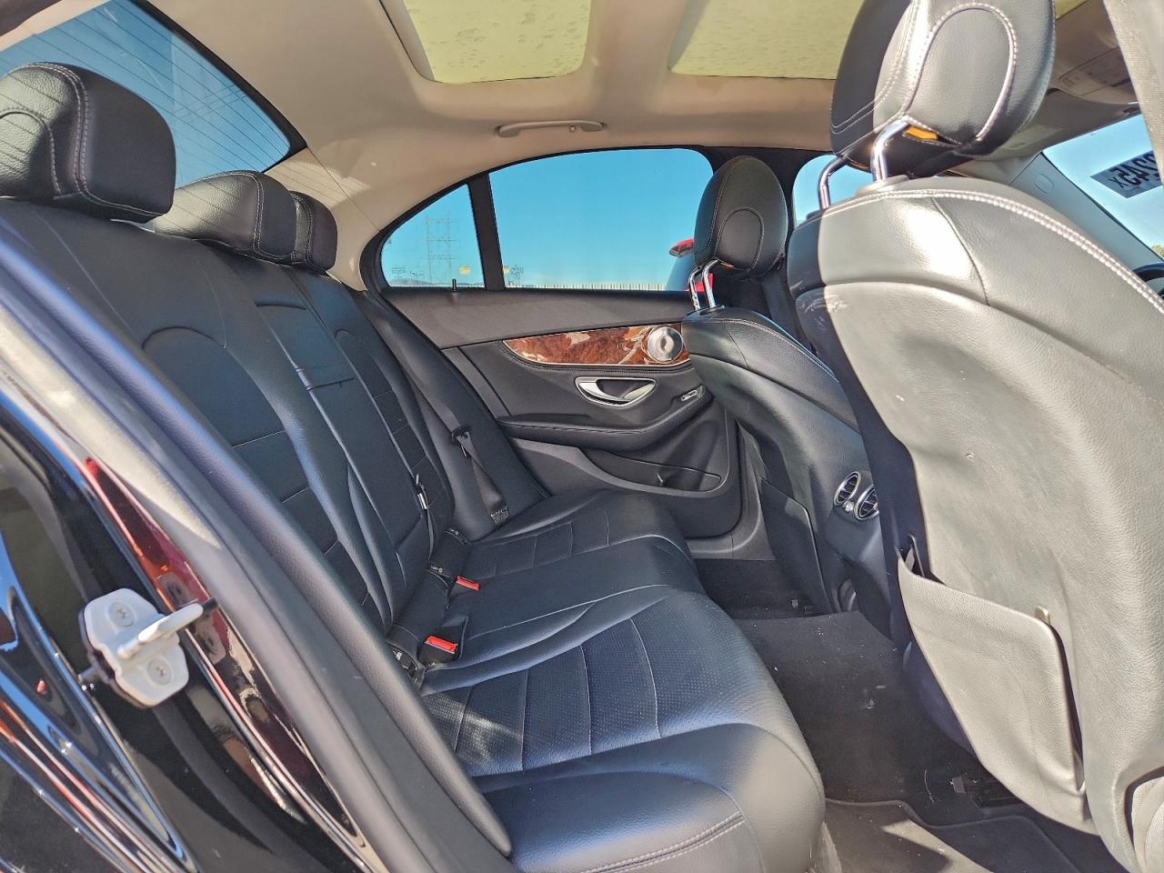 2015 MERCEDES-BENZ C 300 4MATIC photo 10
