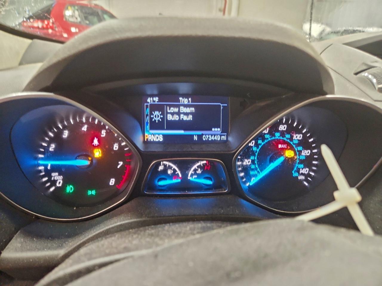 2016 FORD ESCAPE SE photo 9