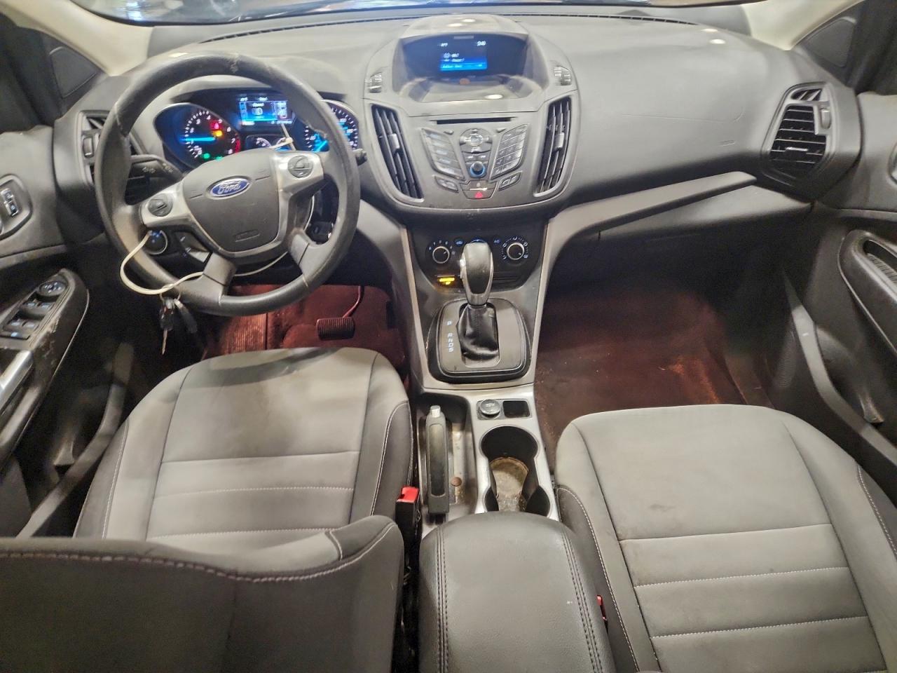 2016 FORD ESCAPE SE photo 8
