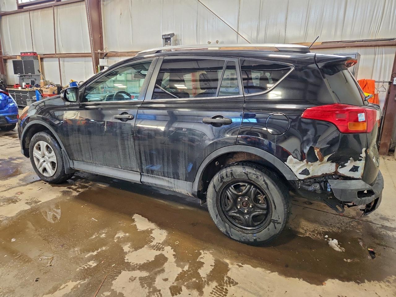 2013 TOYOTA RAV4 LE photo 2
