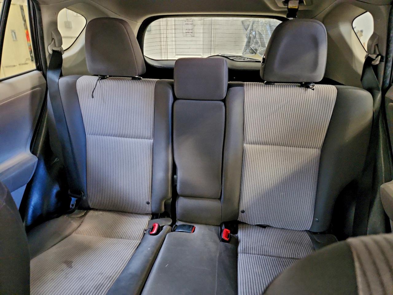 2013 TOYOTA RAV4 LE photo 10