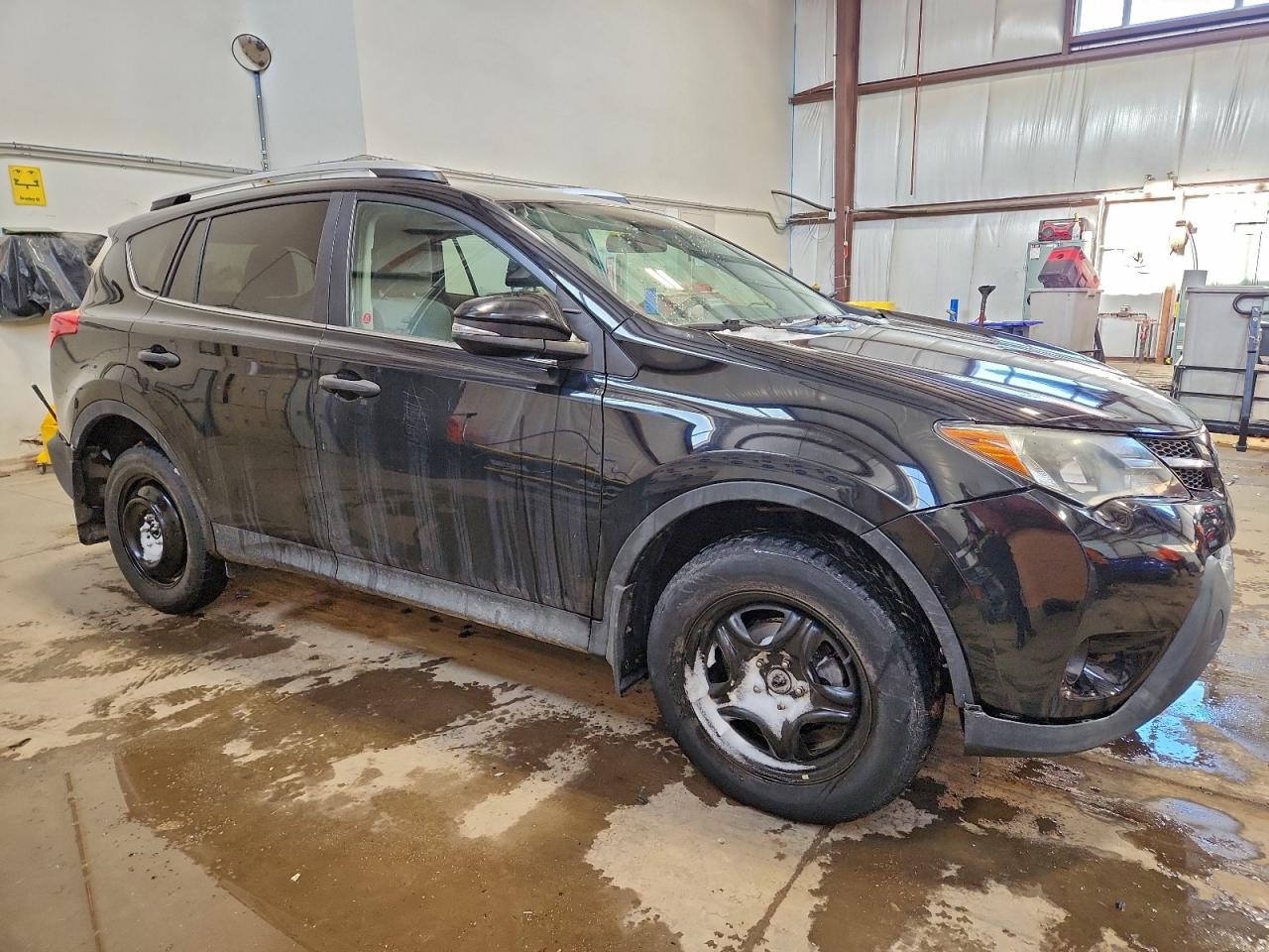 2013 TOYOTA RAV4 LE photo 4