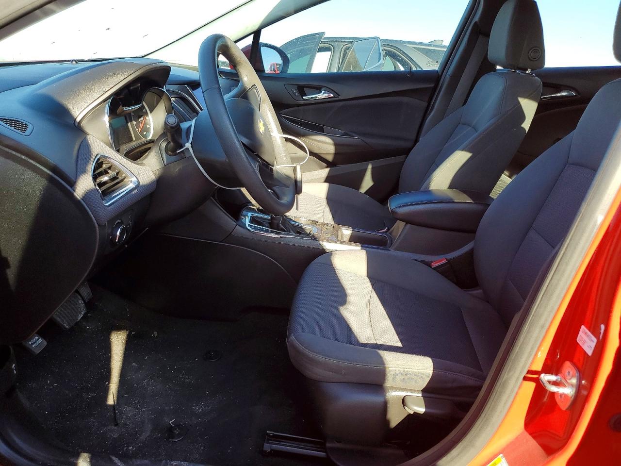 2019 CHEVROLET CRUZE LS photo 7