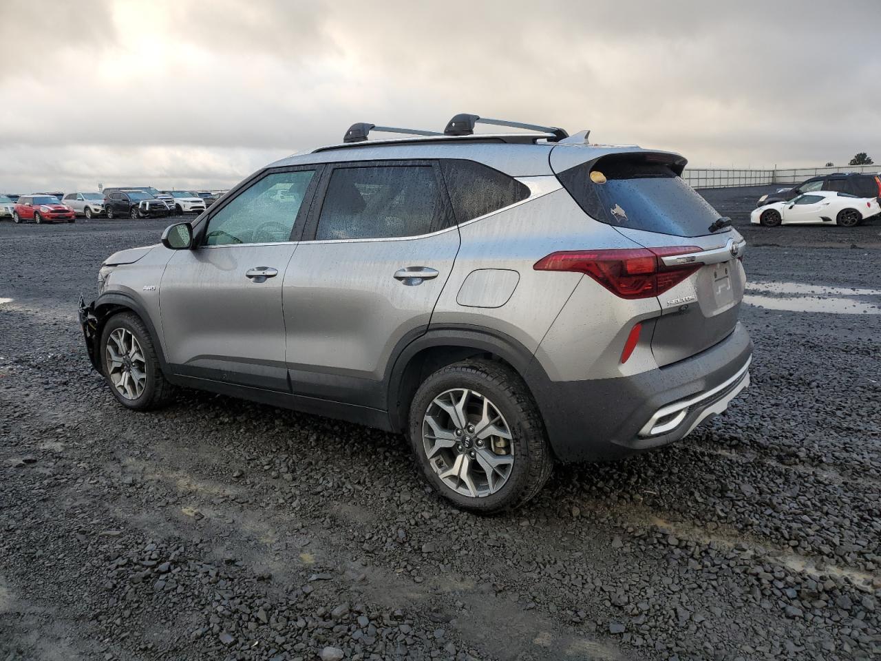 2021 KIA SELTOS EX photo 3