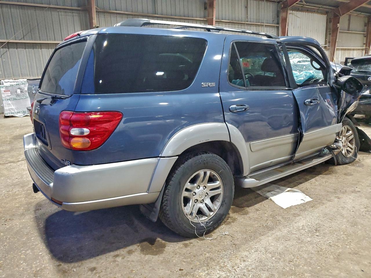 2003 TOYOTA SEQUOIA SR5 photo 3