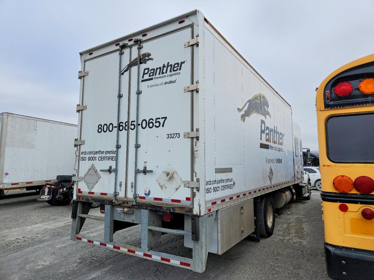 2018 FREIGHTLINER BUSINESS CLASS M2 BOX TRUCK photo 4