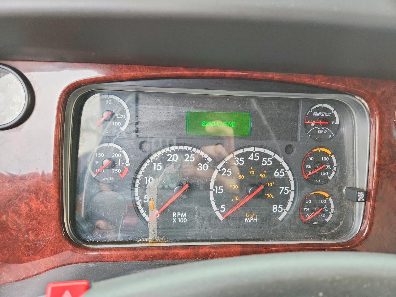 2018 FREIGHTLINER BUSINESS CLASS M2 BOX TRUCK photo 8