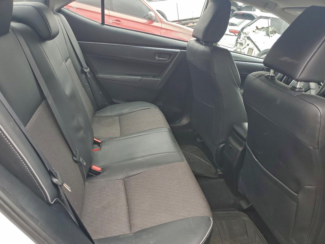 2014 TOYOTA COROLLA L photo 10