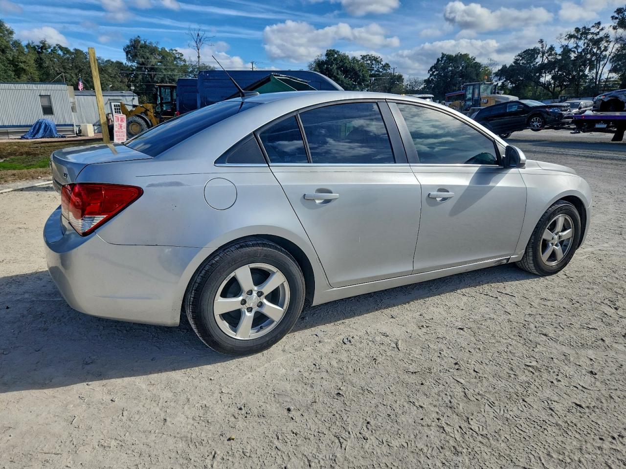 2013 CHEVROLET CRUZE LT photo 3