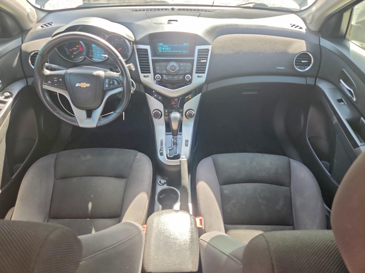 2013 CHEVROLET CRUZE LT photo 8