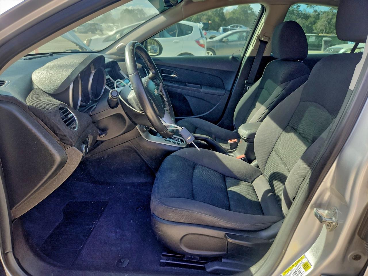 2013 CHEVROLET CRUZE LT photo 7