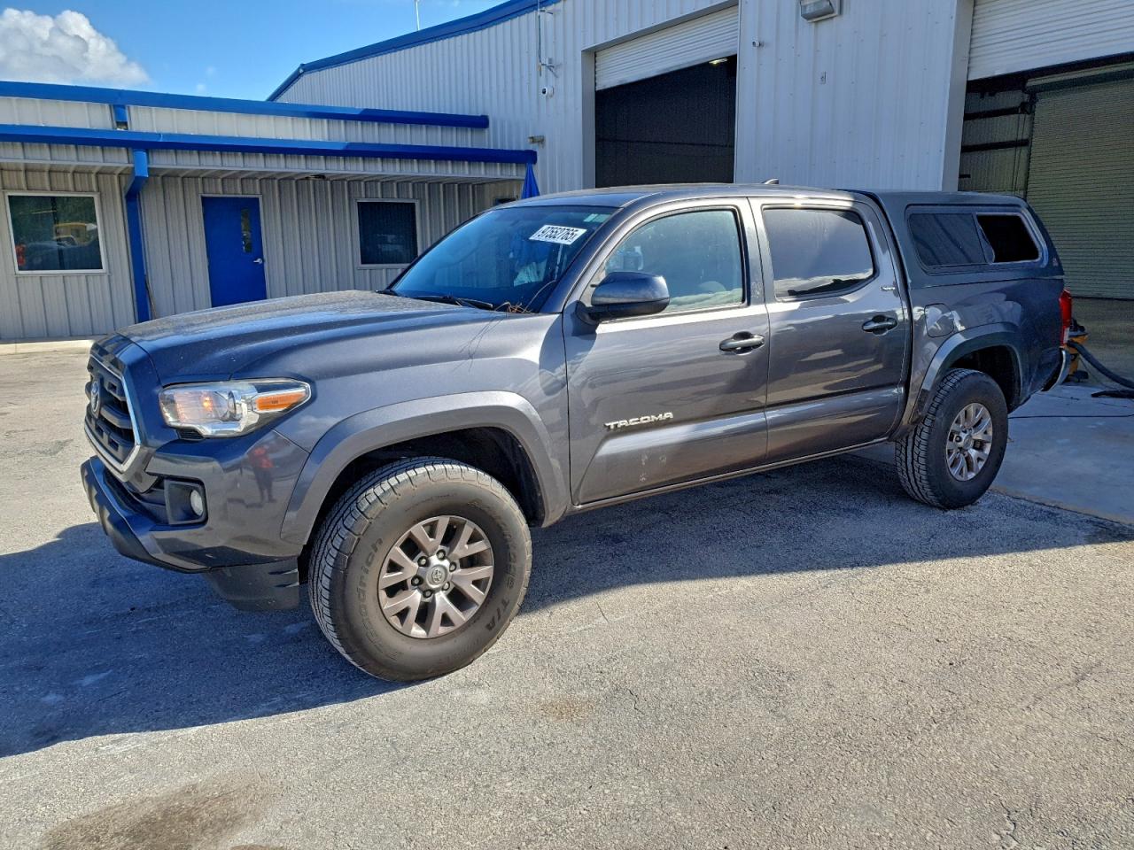 2017 TOYOTA TACOMA