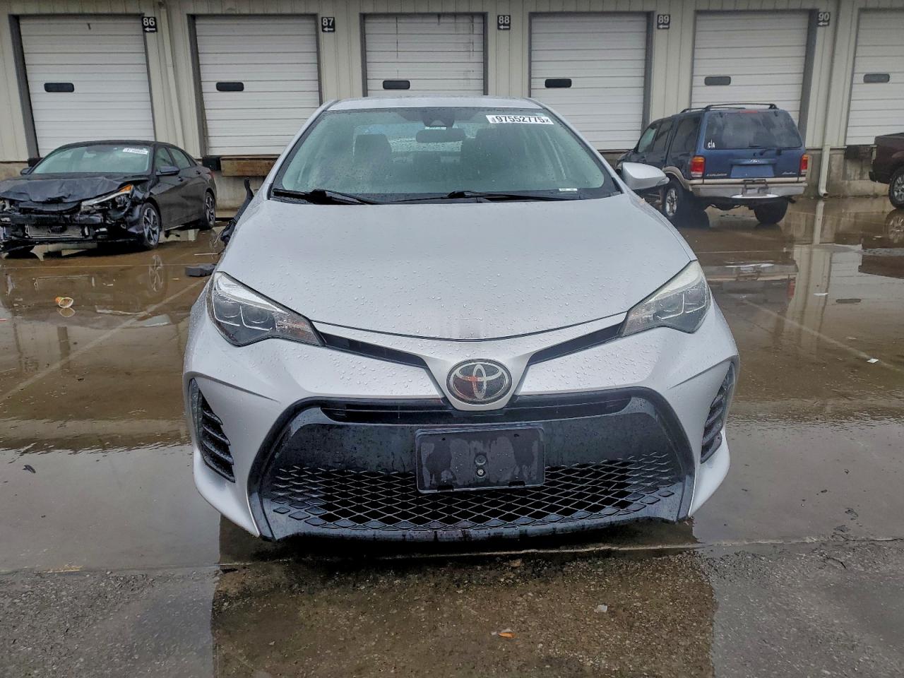 2018 TOYOTA COROLLA L photo 5