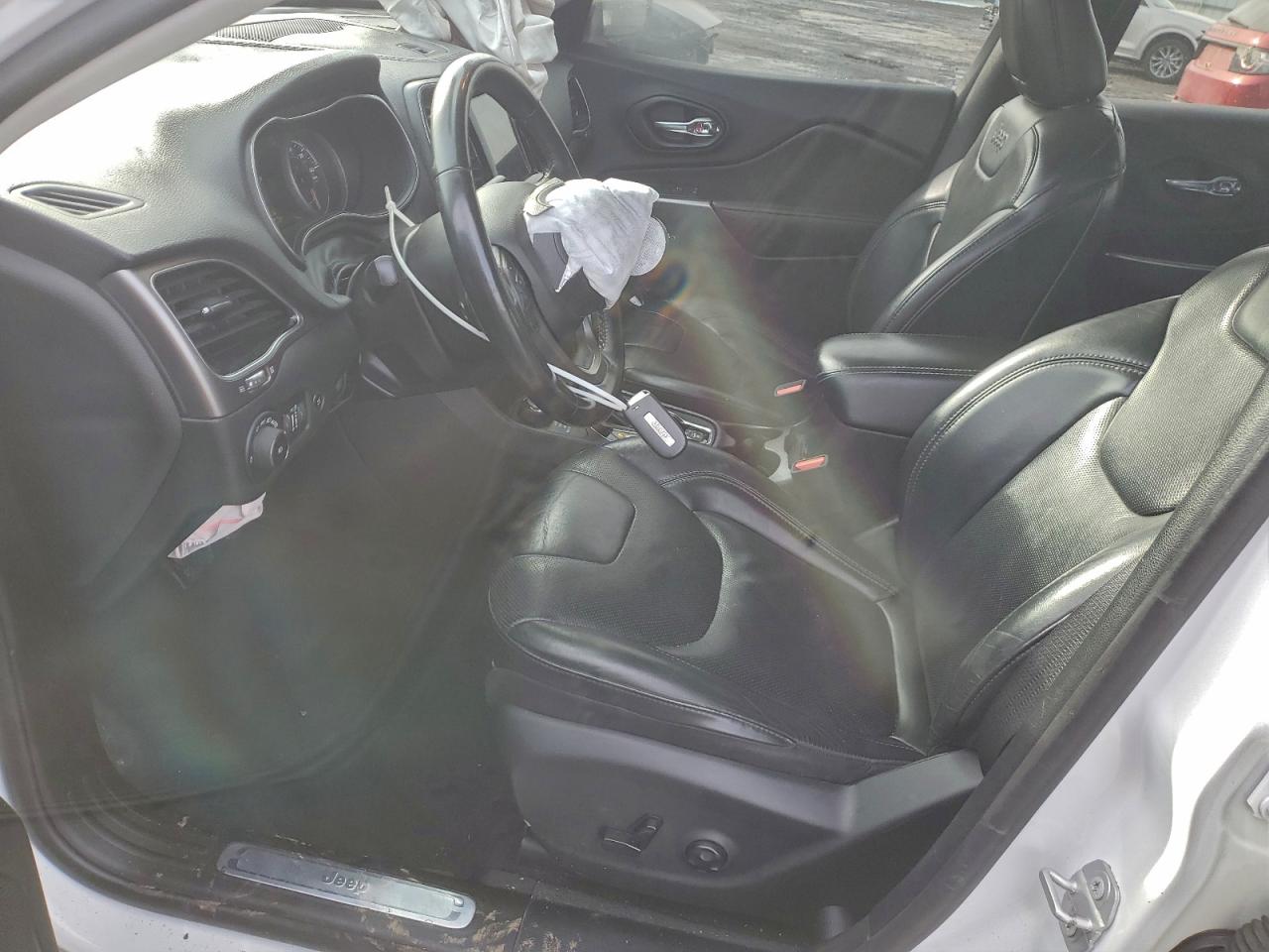 2019 JEEP CHEROKEE LIMITED photo 13