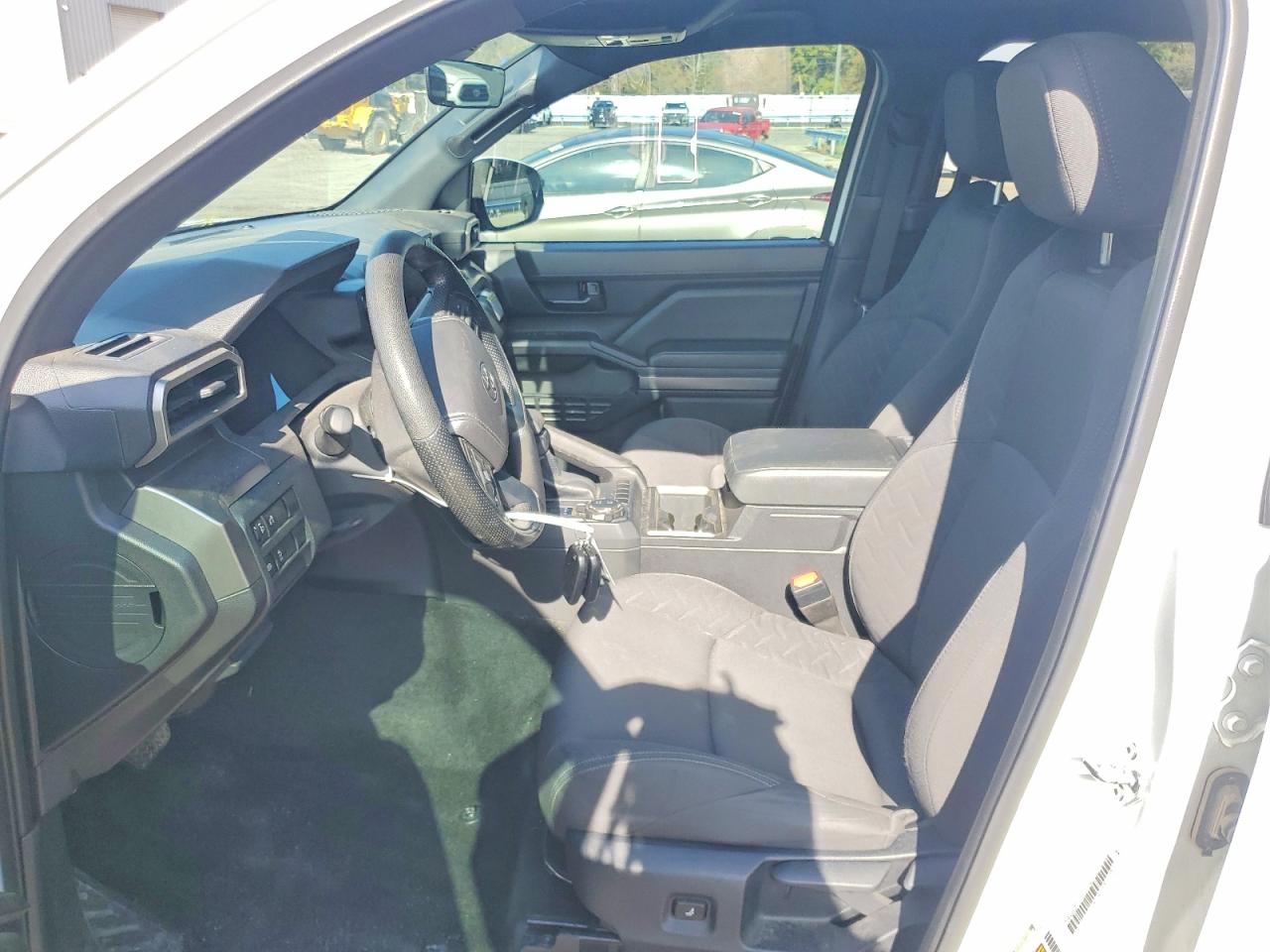 2024 TOYOTA TACOMA DOUBLE CAB photo 7