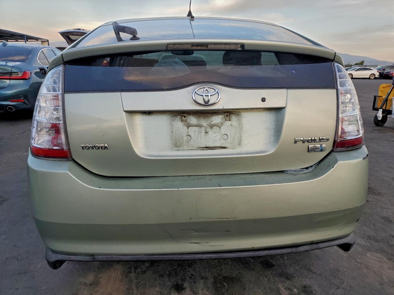 2007 TOYOTA PRIUS photo 6