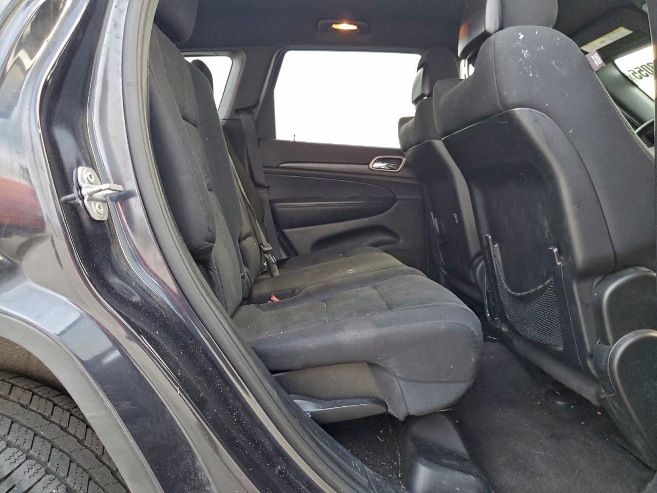 2015 JEEP GRAND CHEROKEE LAREDO photo 11