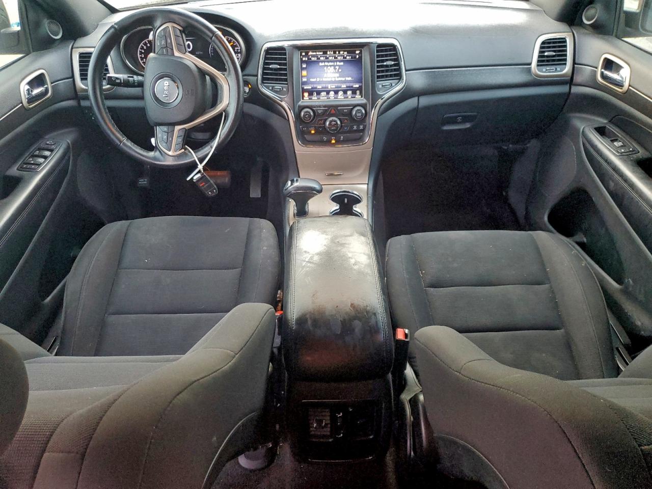 2015 JEEP GRAND CHEROKEE LAREDO photo 8