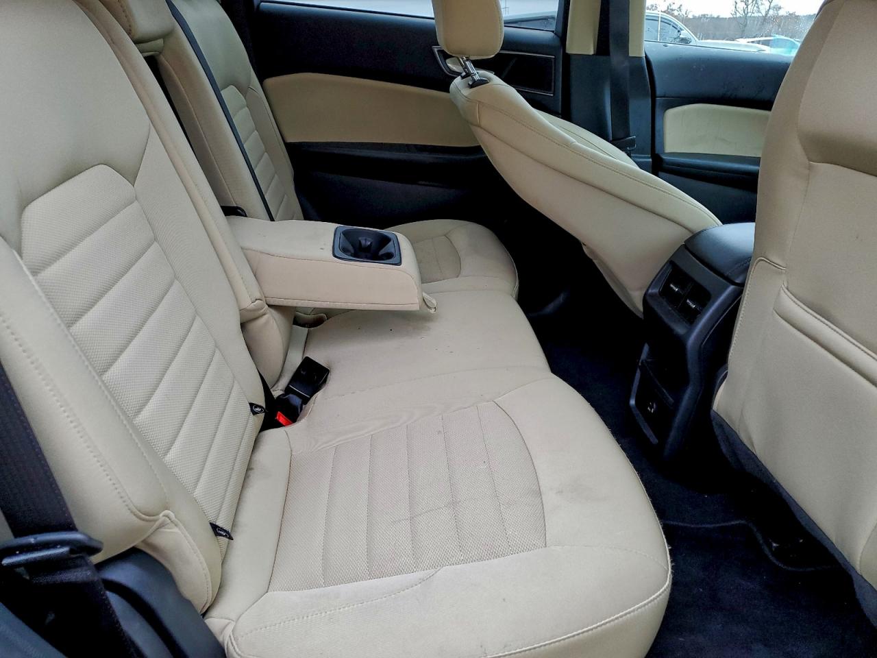 2021 FORD EDGE SE photo 11