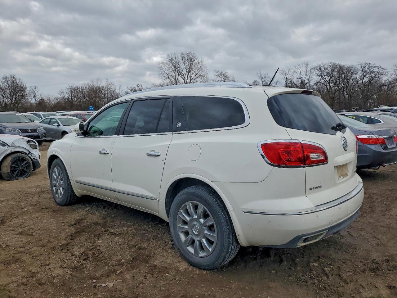 2015 BUICK ENCLAVE photo 2