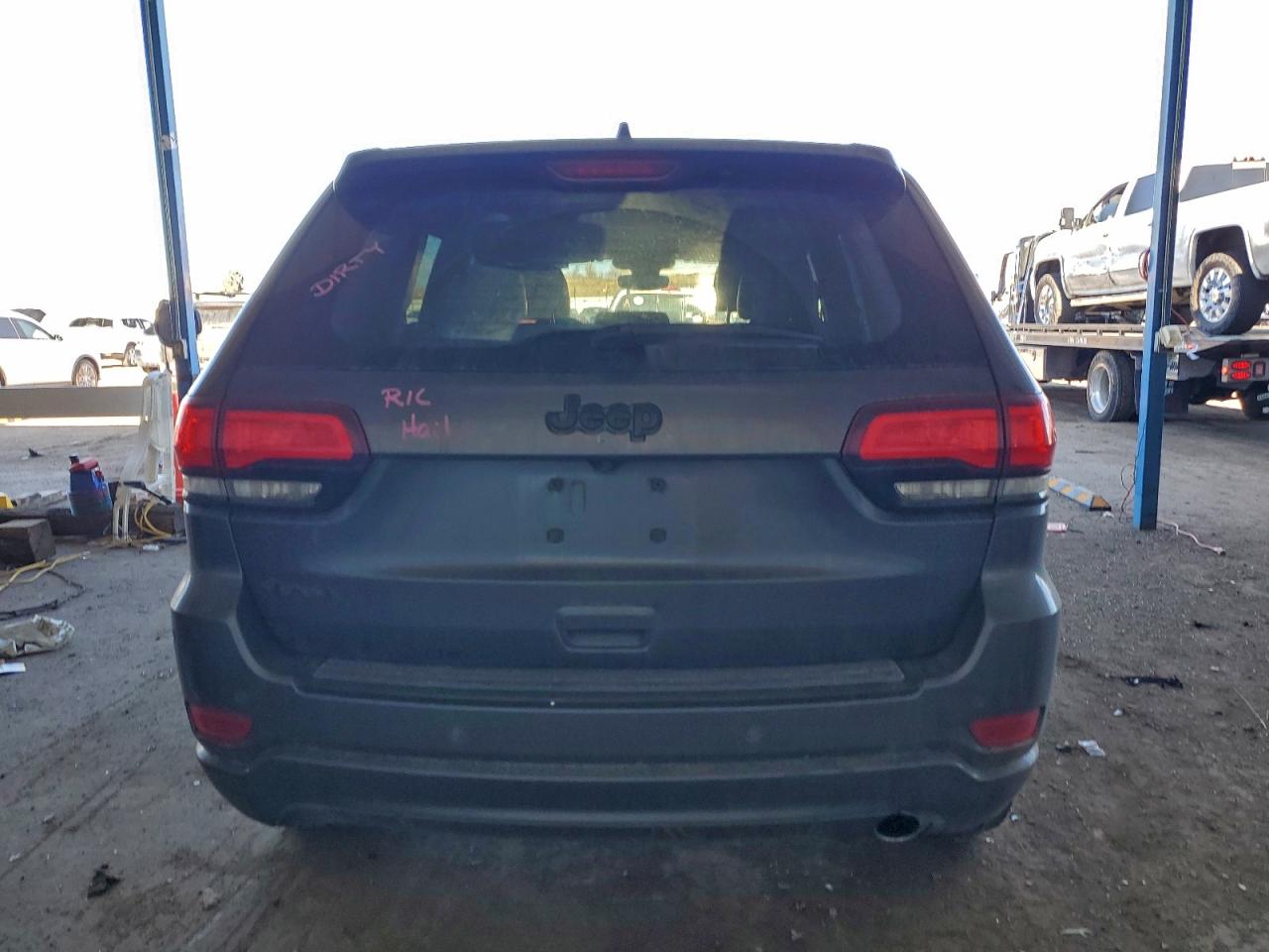 2018 JEEP GRAND CHEROKEE LAREDO photo 6