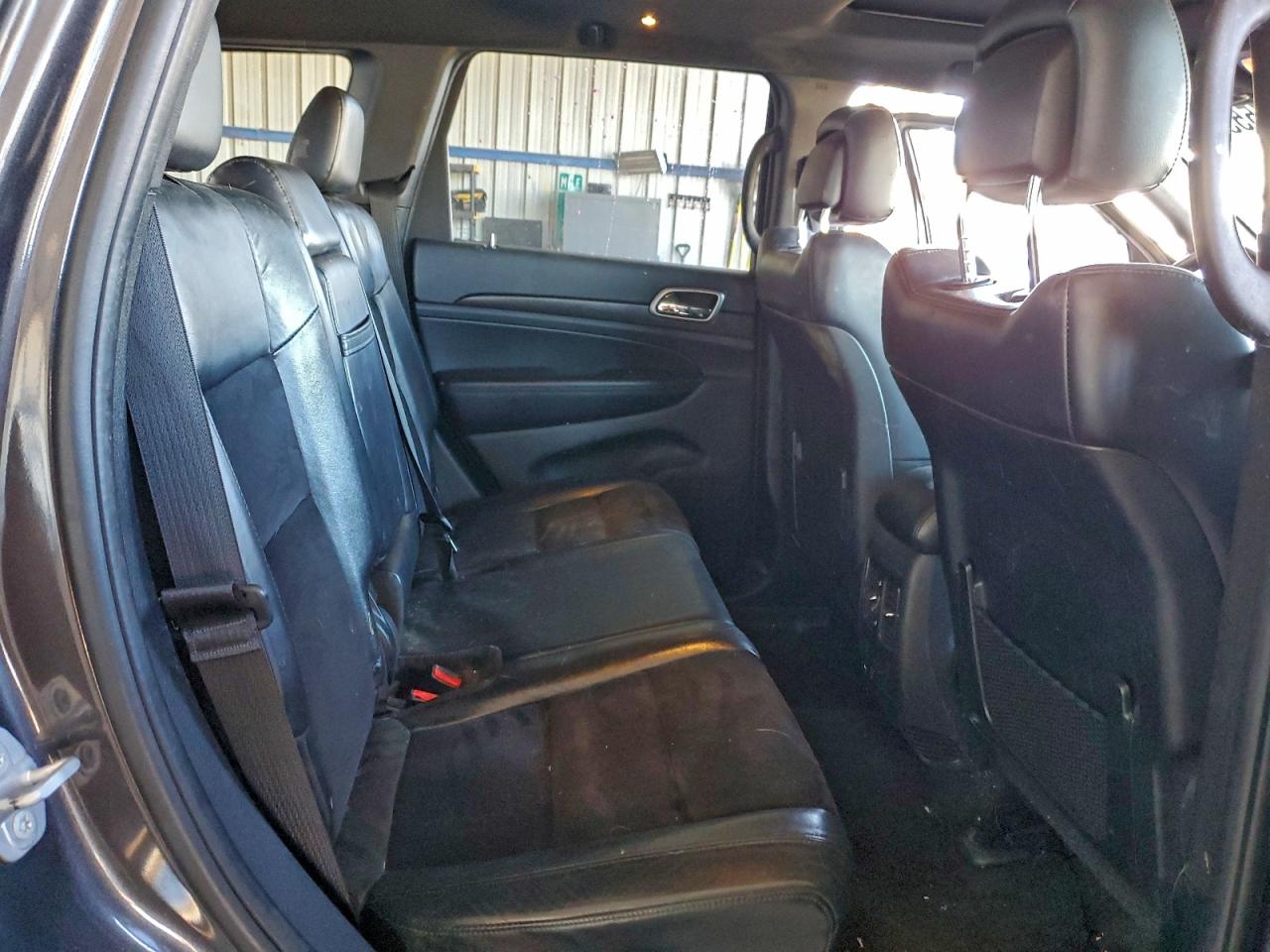 2018 JEEP GRAND CHEROKEE LAREDO photo 10