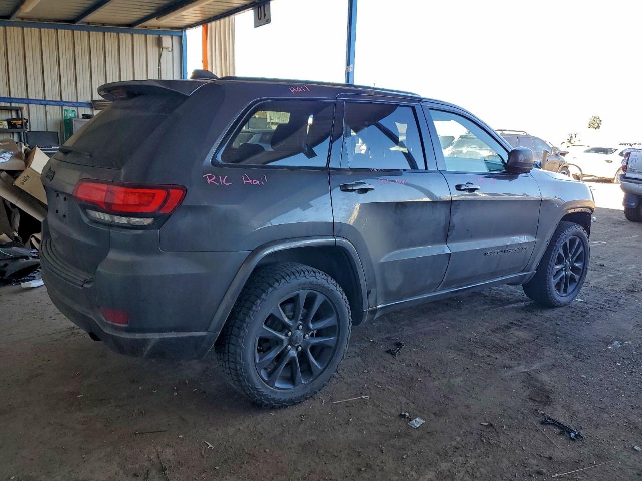 2018 JEEP GRAND CHEROKEE LAREDO photo 3