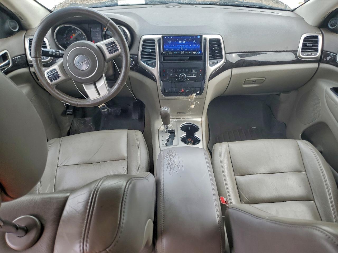 2011 JEEP GRAND CHEROKEE LAREDO photo 8