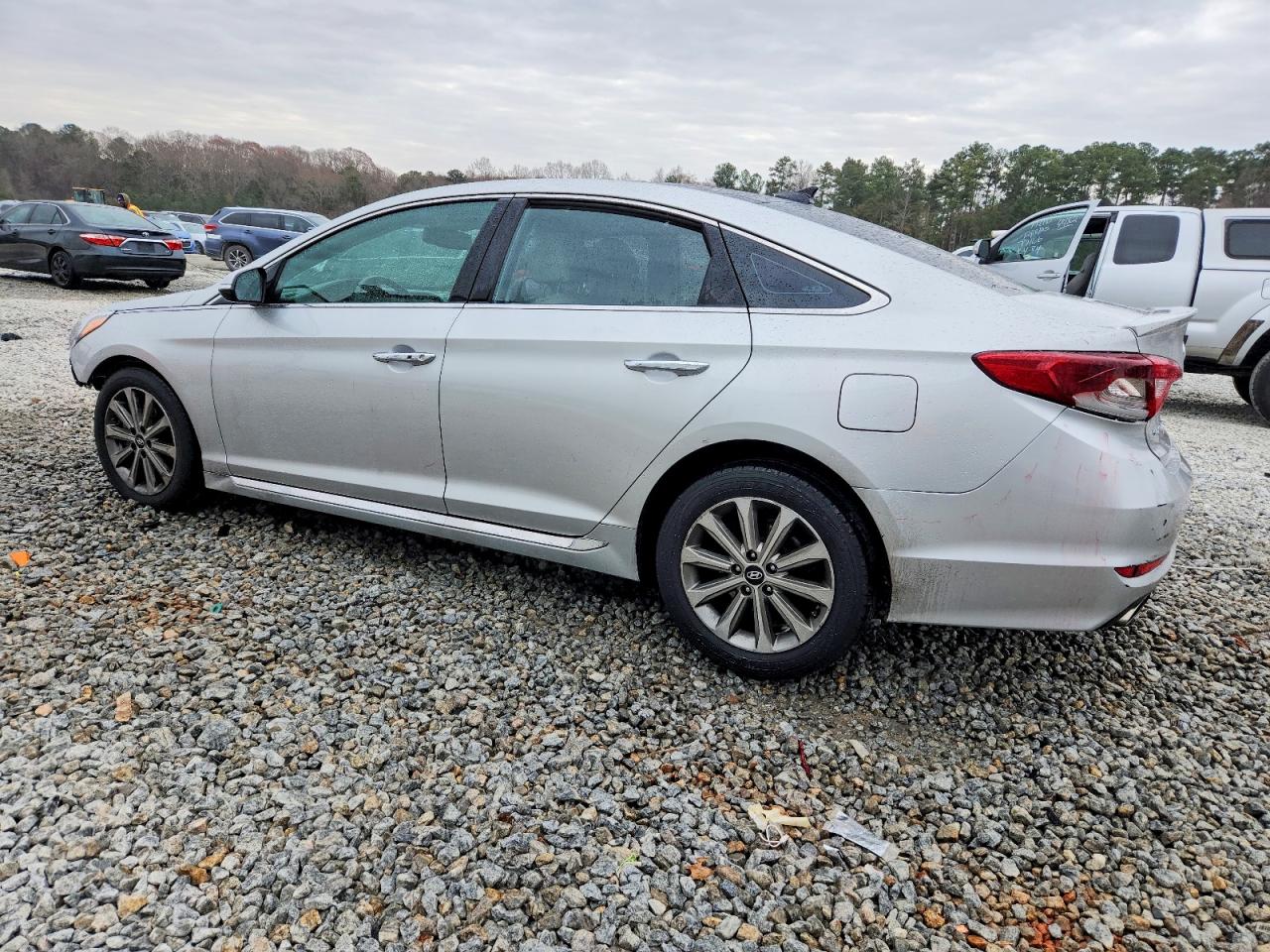 2016 HYUNDAI SONATA SPORT photo 2