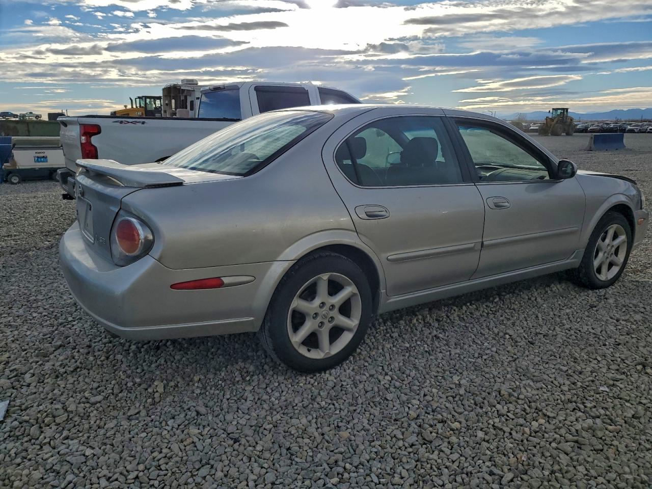 2003 NISSAN MAXIMA GLE photo 3