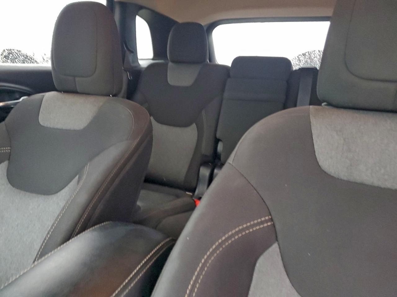 2018 JEEP CHEROKEE LATITUDE photo 10