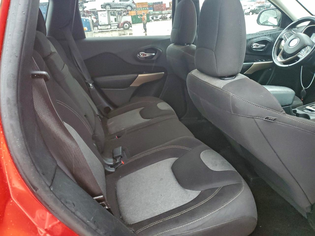 2018 JEEP CHEROKEE LATITUDE photo 11