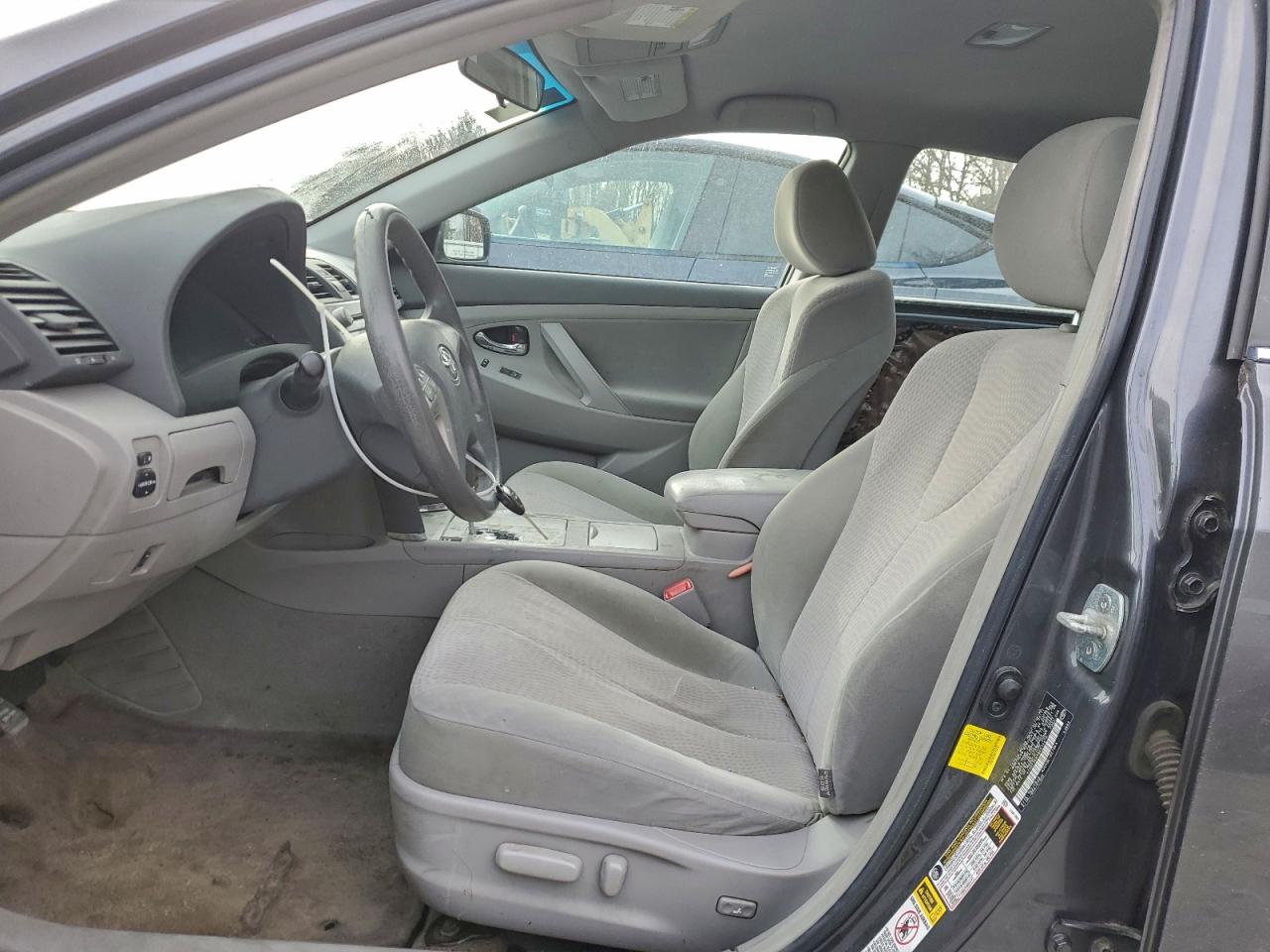 2011 TOYOTA CAMRY BASE photo 7
