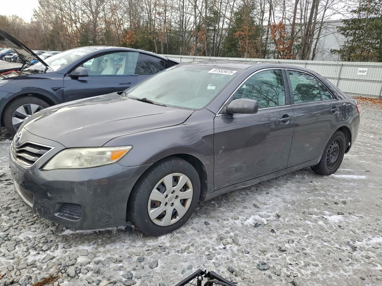 2011 TOYOTA CAMRY