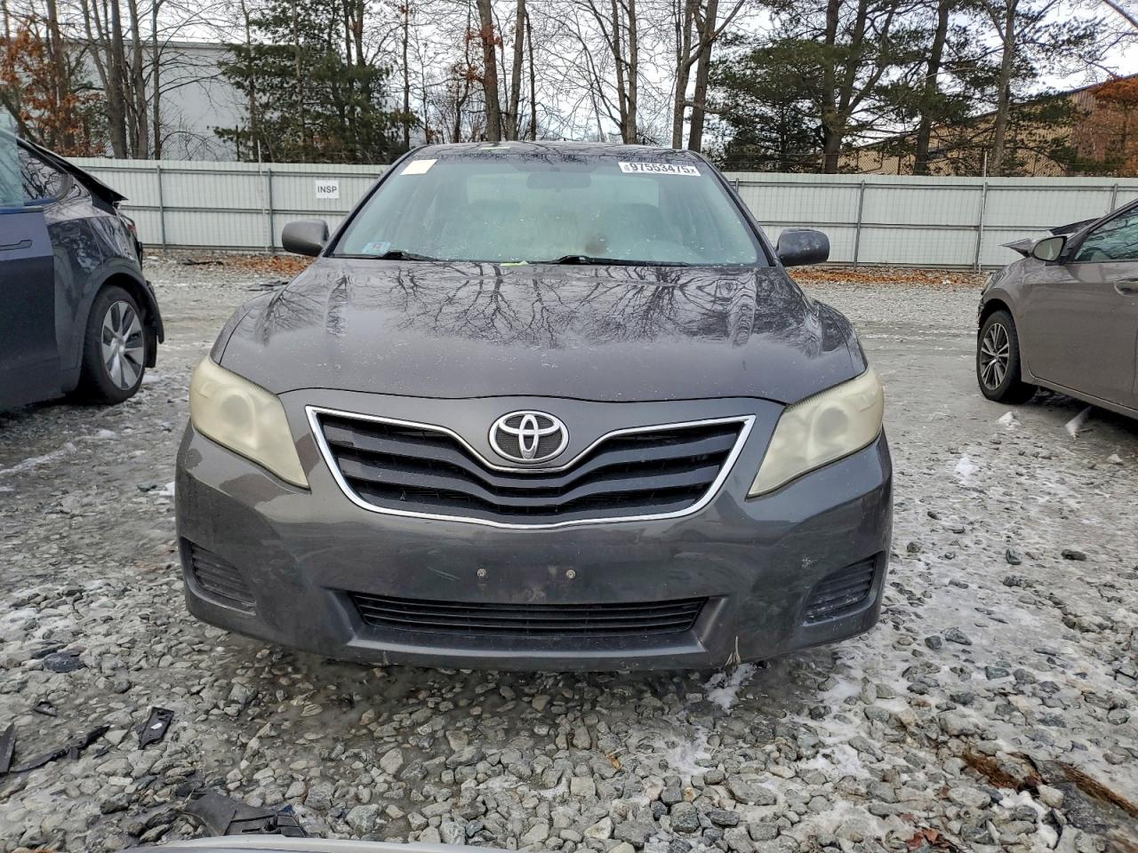 2011 TOYOTA CAMRY BASE photo 5