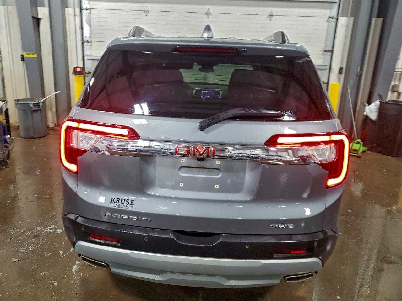 2021 GMC ACADIA SLE photo 6