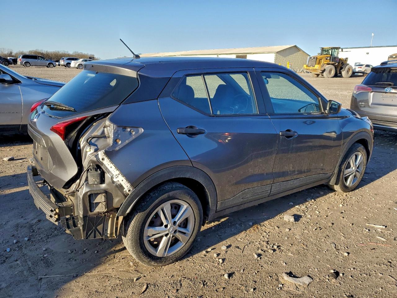 2020 NISSAN KICKS S photo 3