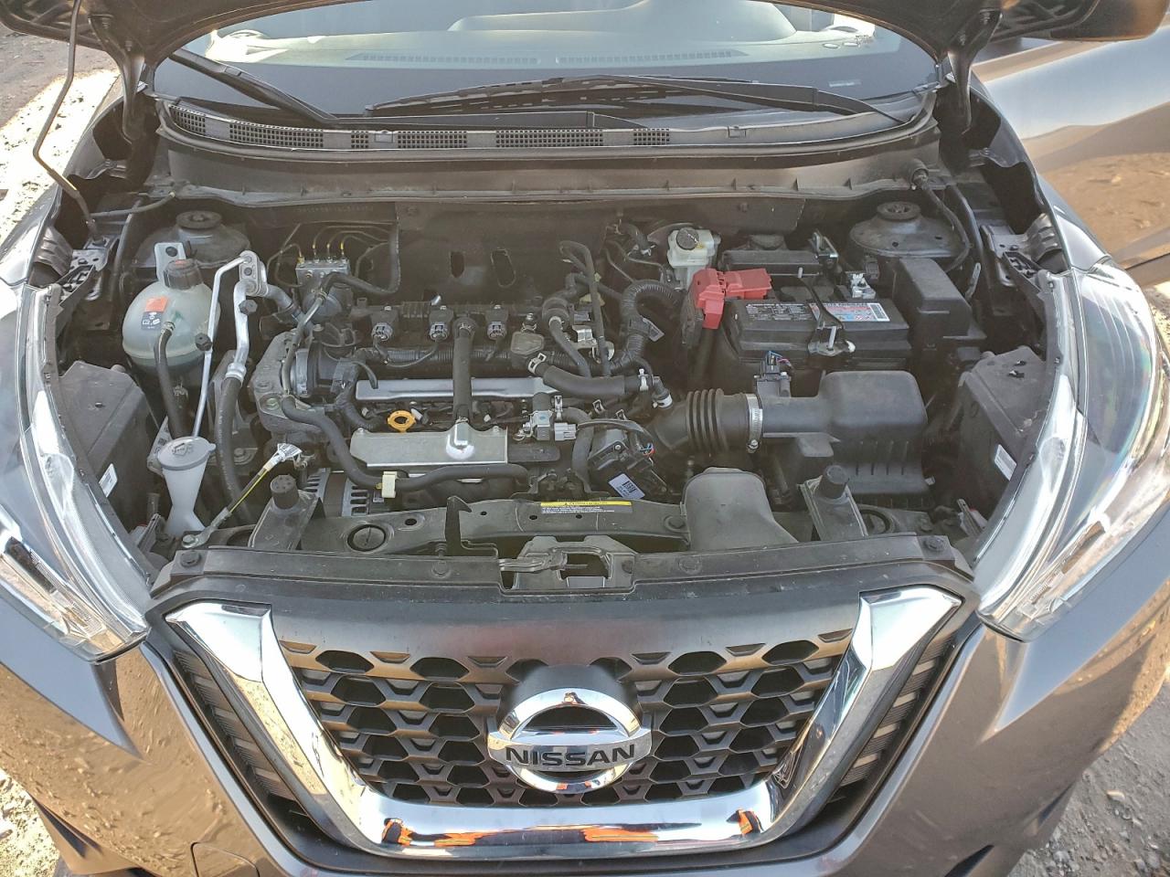 2020 NISSAN KICKS S photo 12