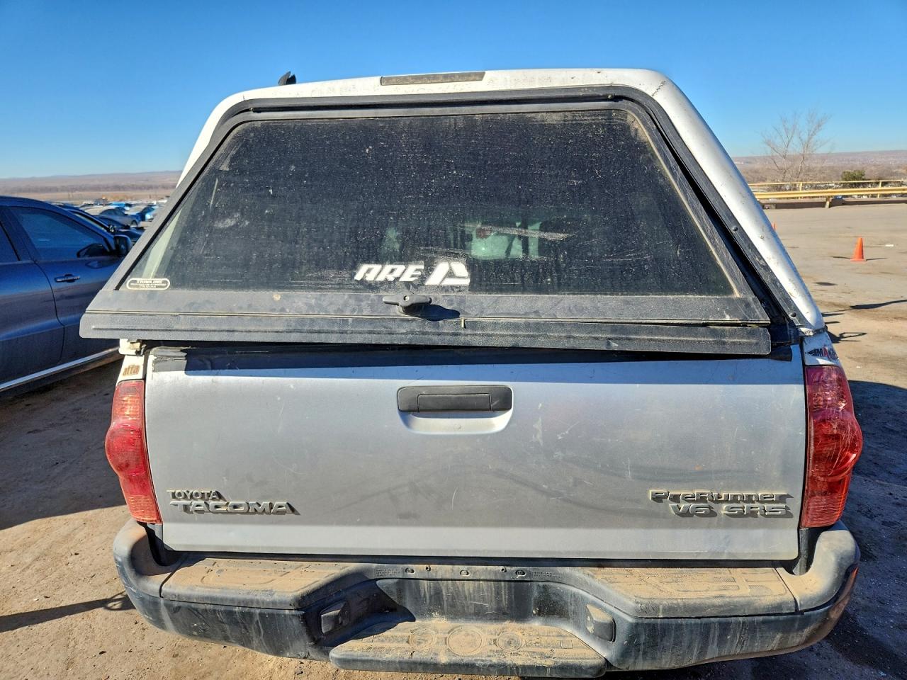 2013 TOYOTA TACOMA photo 6