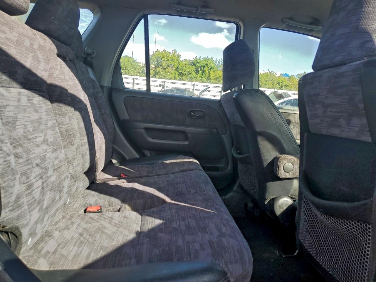 2004 HONDA CR-V LX photo 11