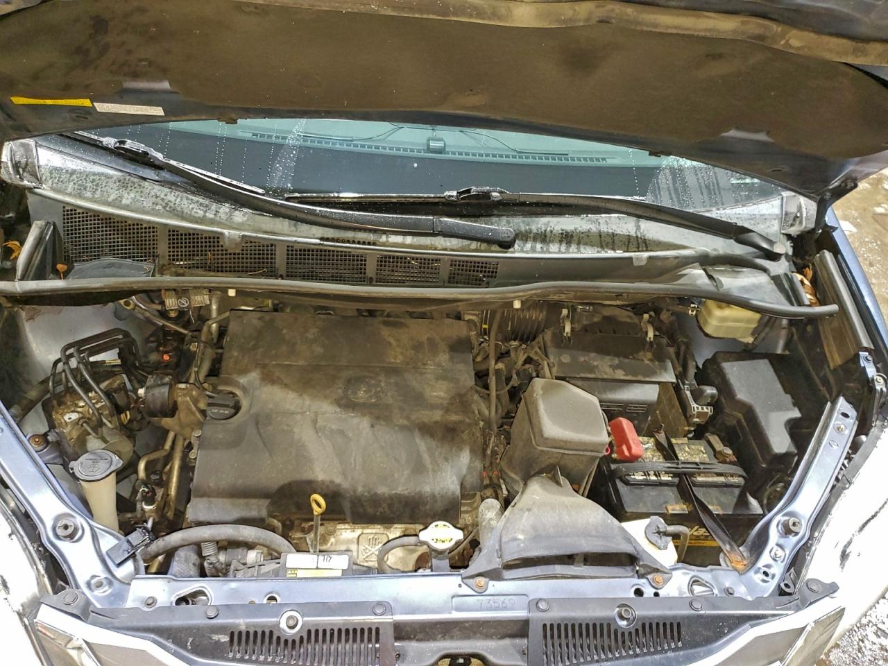 2016 TOYOTA SIENNA XLE photo 12