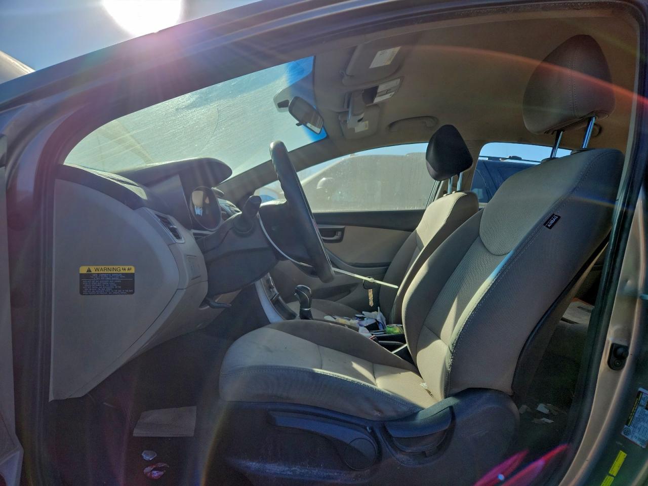 2015 HYUNDAI ELANTRA SE photo 7