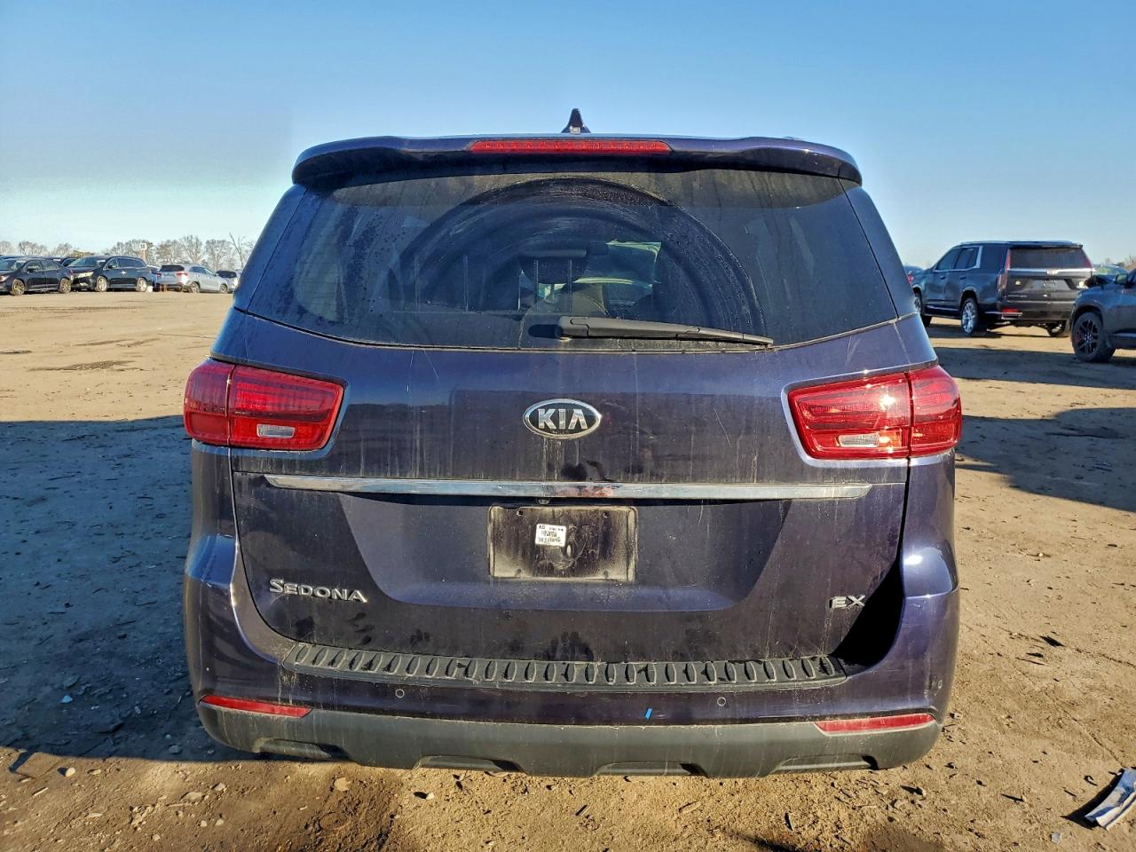 2020 KIA SEDONA LX photo 6