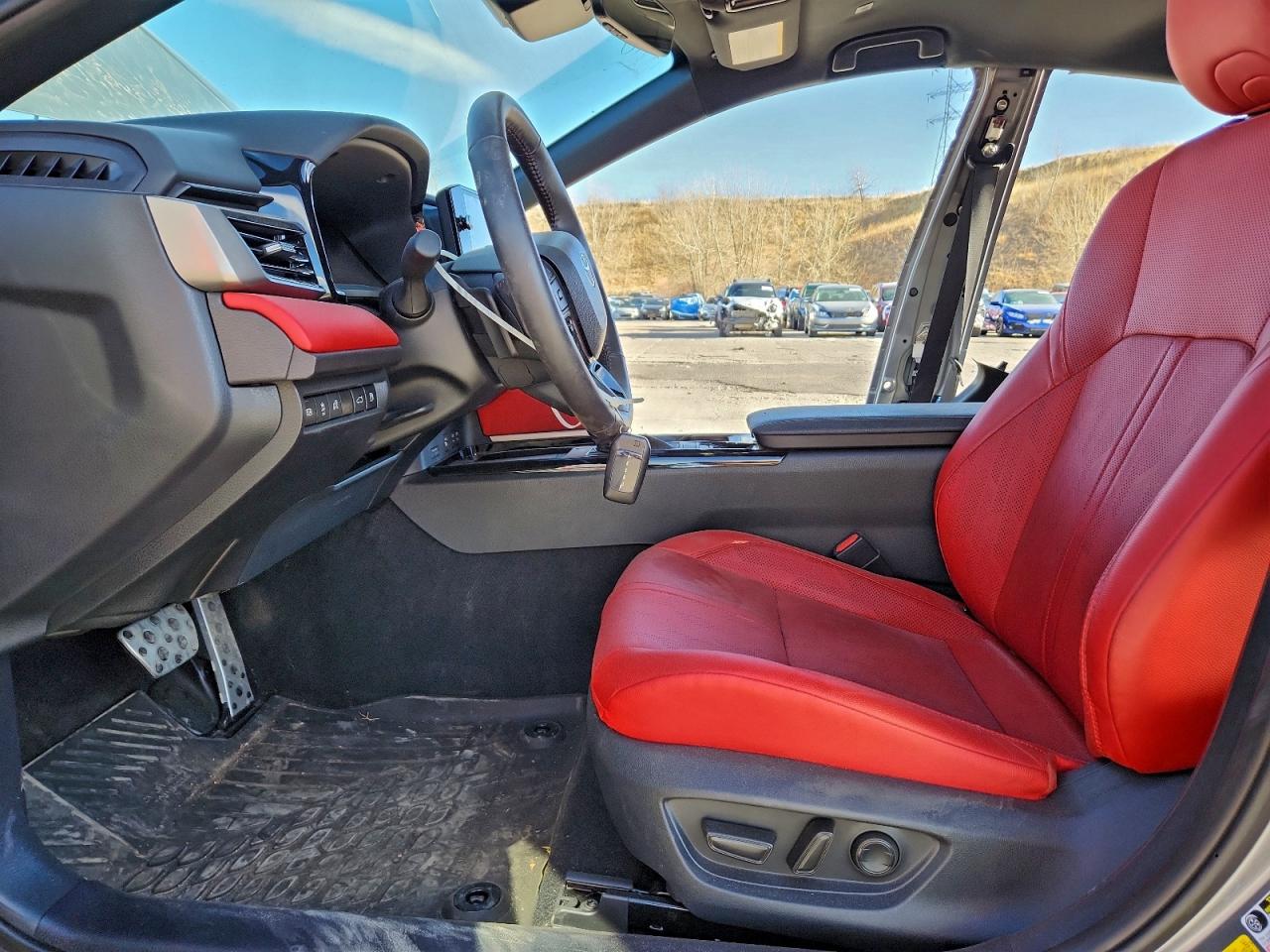 2025 TOYOTA CAMRY XSE photo 7