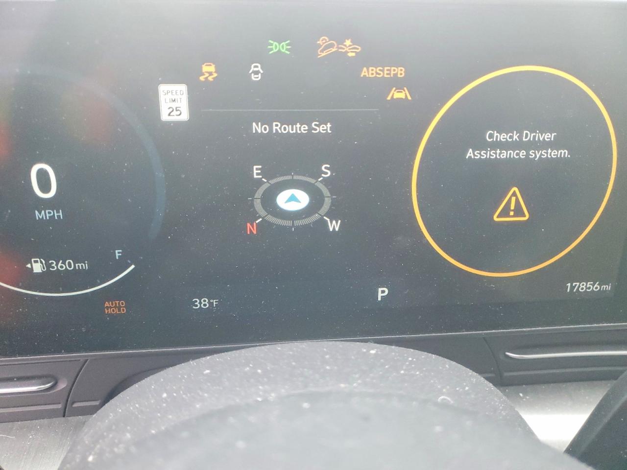 2024 HYUNDAI KONA LIMITED photo 9