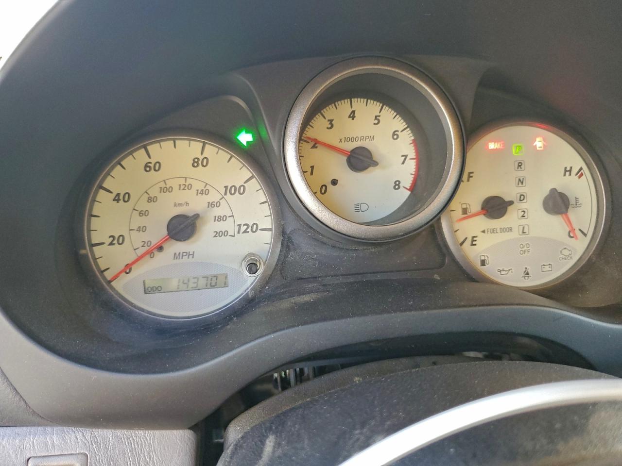 2002 TOYOTA RAV4 photo 9